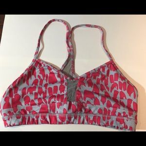 Alo Yoga tidal flow sports bra